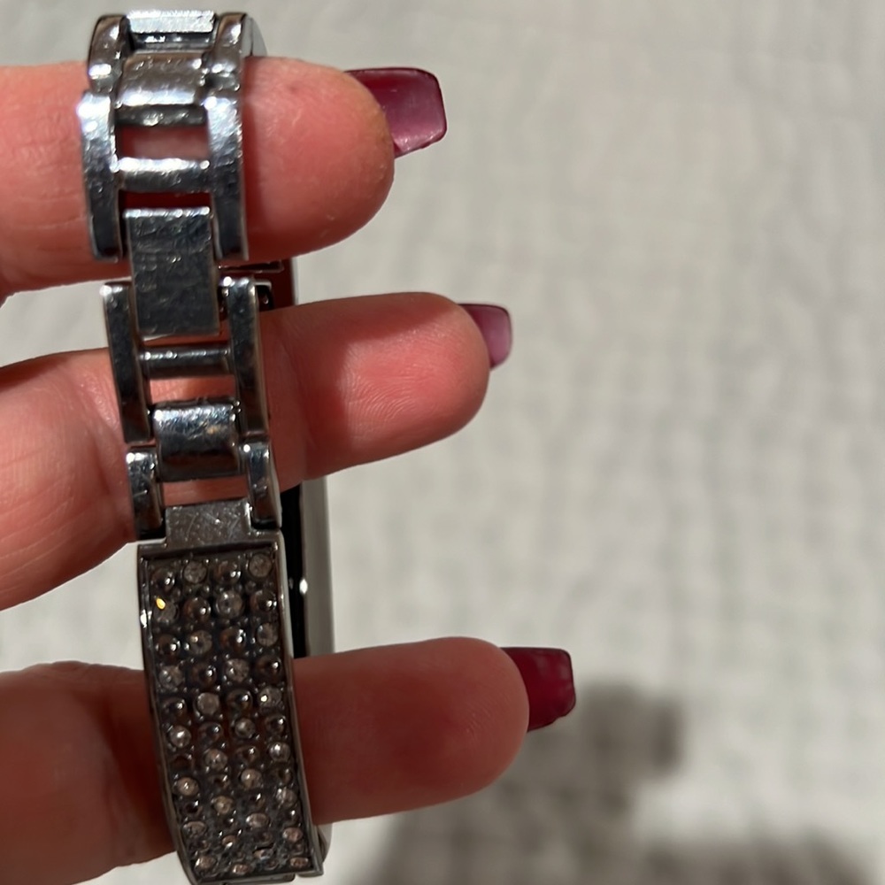 Fitbit - Picture 3 of 4